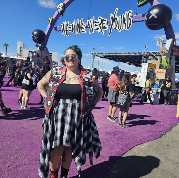 Meet your Posher, Kiersten - Picture 6 of 15